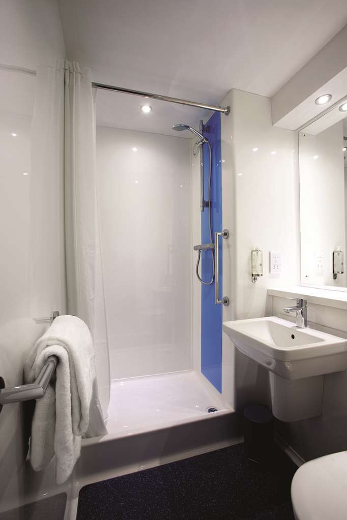 Travelodge Ilminster Habitación foto